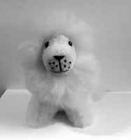 Alpaca Stuffed Toy - White Lion - Homunculus